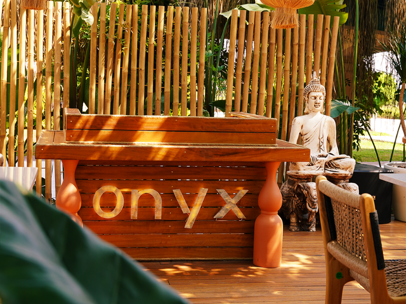 ONYX Lounge